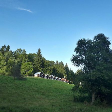 Olivin Kytlice Hiker Huts Hotel Eksteriør billede