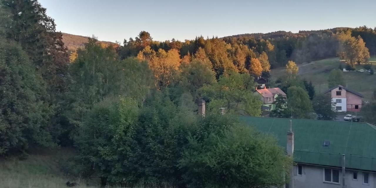 Olivin Kytlice Hiker Huts Hotel Eksteriør billede